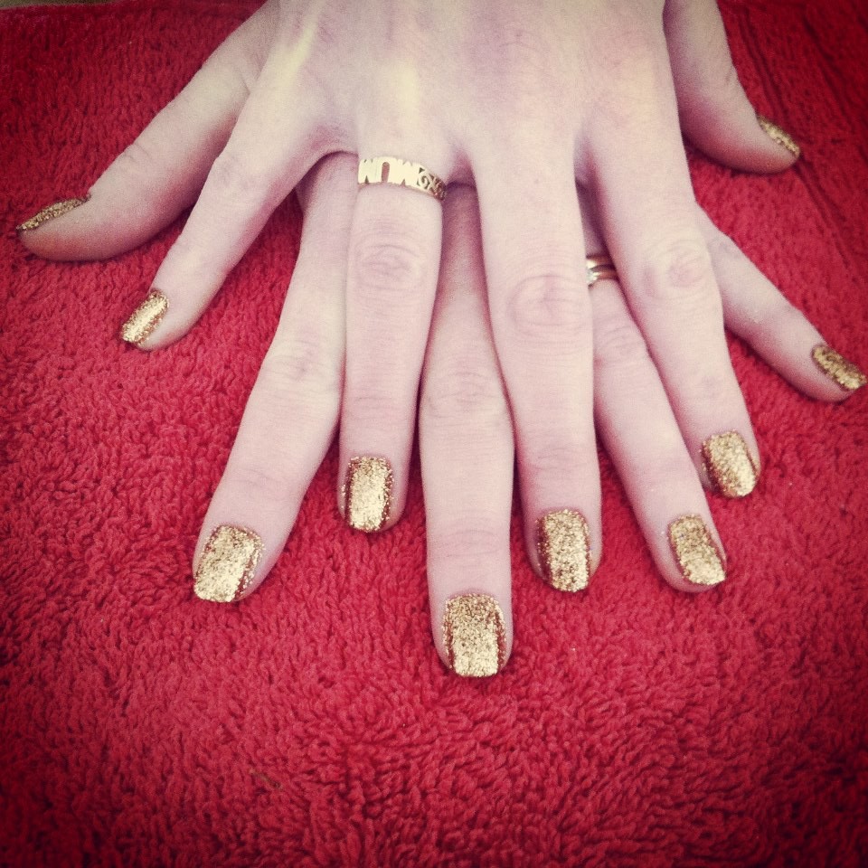 gold rockstar nails